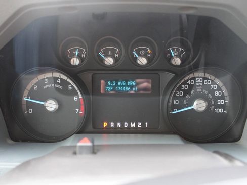 Used 2015 Ford F250 XL image 22