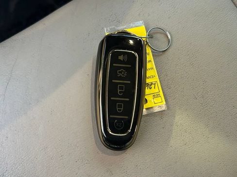 Used 2017 Ford Escape Titanium w/ Equipment Group 301A FWD image 42