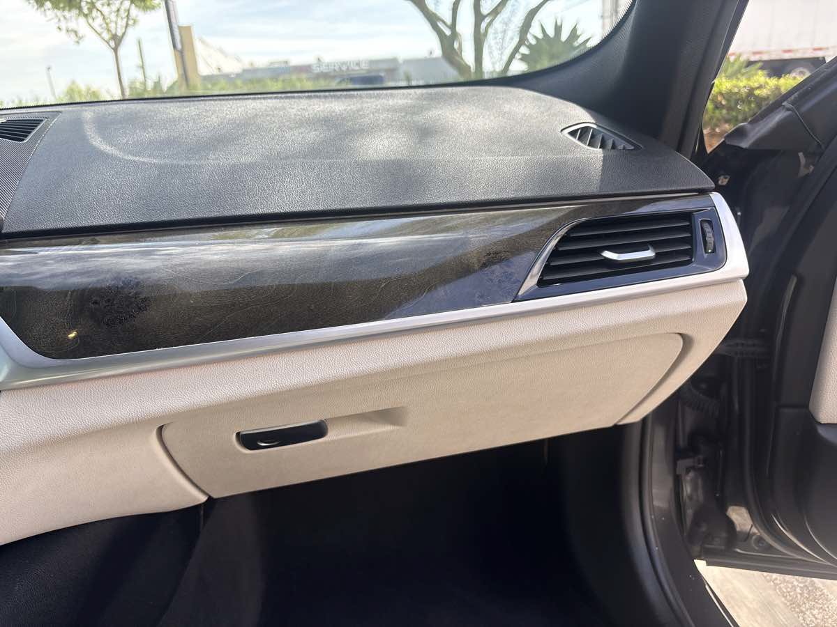 Used 2017 BMW 540i xDrive AWD/4WD image 18