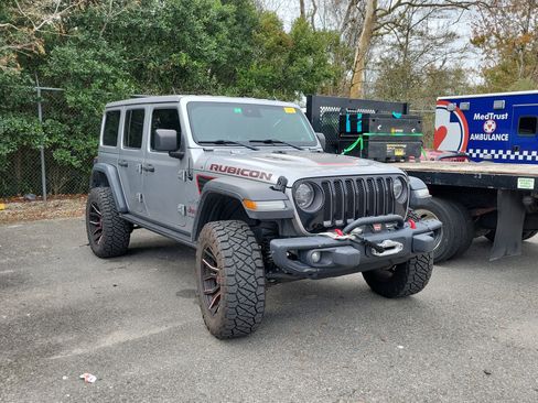 Used 2020 Jeep Wrangler Unlimited Rubicon w/ Quick Order Package 28Y Recon image 2