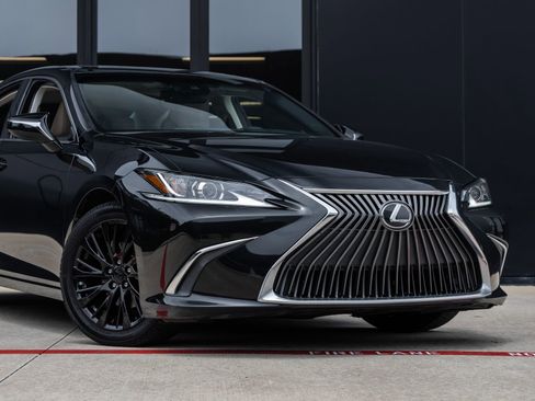 Used 2021 Lexus ES 250 w/ Premium Package AWD/4WD image 5