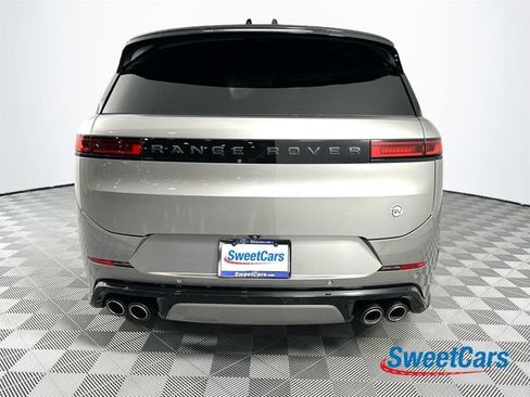 Used 2024 Land Rover Range Rover Sport AWD/4WD image 6