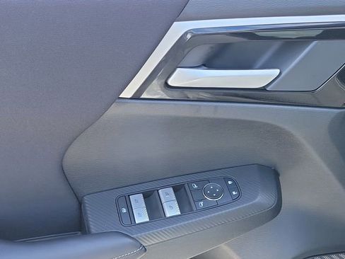 New 2026 Mitsubishi Outlander ES image 21