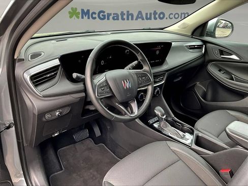 Used 2025 Buick Encore GX Preferred AWD/4WD image 17