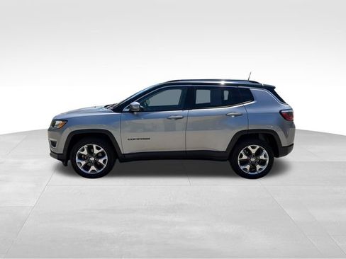 Used 2018 Jeep Compass Limited w/ Navigation Group AWD/4WD image 6
