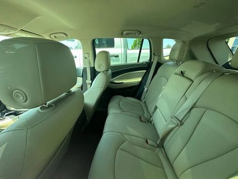 Used 2017 Buick Envision Essence FWD image 9