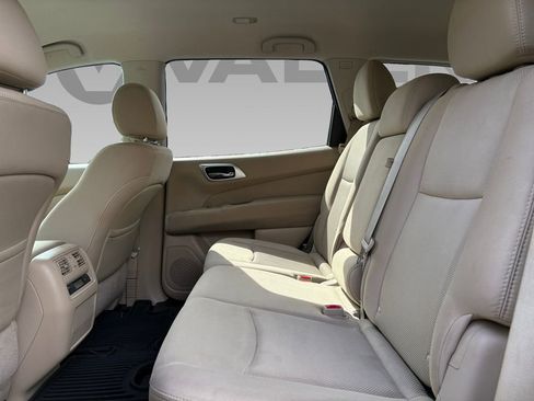 Used 2017 Nissan Pathfinder SV w/ Trailer Tow Package image 5