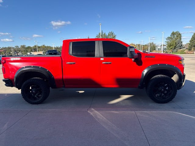 Used 2019 Chevrolet Silverado 1500 Custom Trail Boss w/ Custom Convenience Package AWD/4WD image 3
