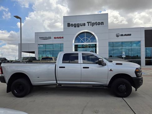 Used 2026 RAM 3500 Tradesman AWD/4WD image 2