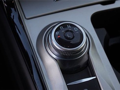 Used 2023 Ford Explorer ST-Line w/ Class IV Trailer Tow Package image 27