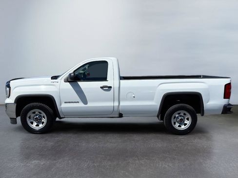 Used 2018 GMC Sierra 1500 4x4 Regular Cab w/ Sierra Convenience Package image 2