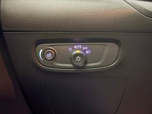 Used 2024 Buick Encore GX Preferred FWD image 28