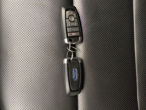 Used 2021 Ford Escape SEL FWD image 32
