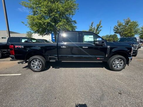 New 2025 Ford F350 King Ranch w/ Chrome Package image 21