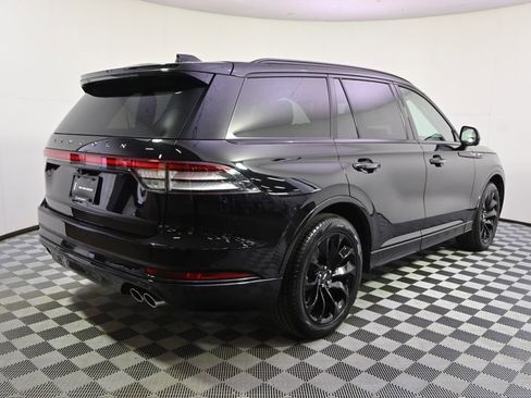 New 2026 Lincoln Aviator AWD image 7