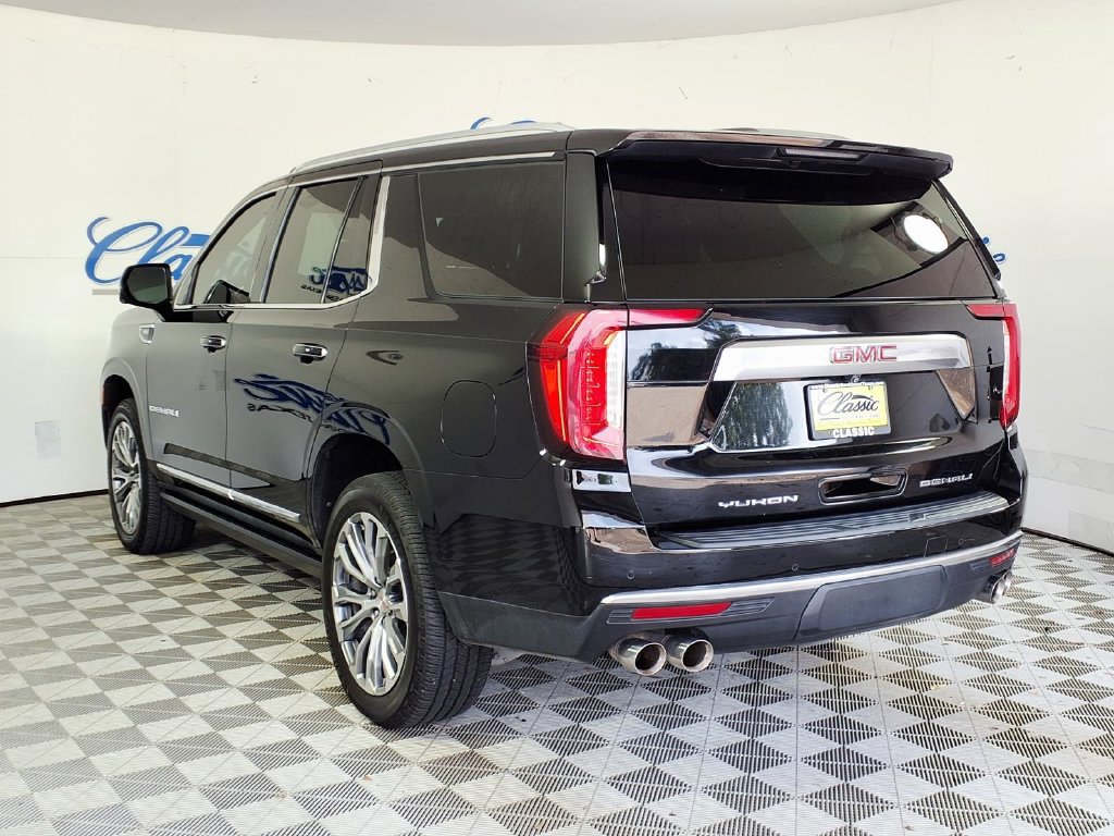 Used 2022 GMC Yukon Denali AWD/4WD image 2