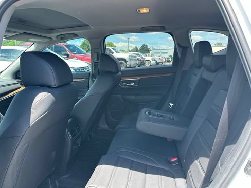 Used 2022 Honda CR-V Touring image 6