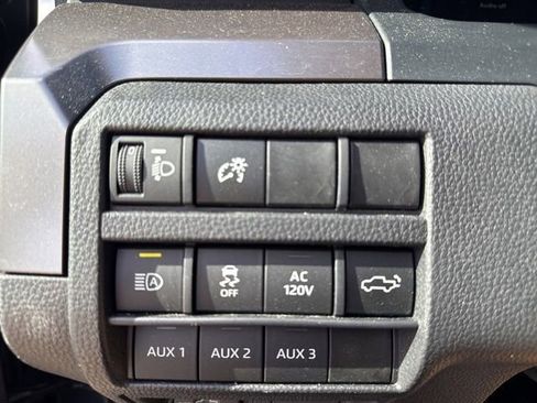 Used 2025 Toyota Tacoma TRD Sport w/ TRD Sport Premium Package AWD/4WD image 16