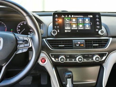 Used 2019 Honda Accord EX-L image 11