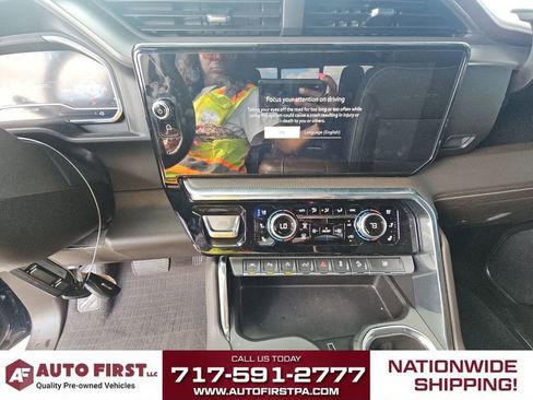 Used 2023 GMC Sierra 1500 Denali w/ Denali Reserve Package image 9