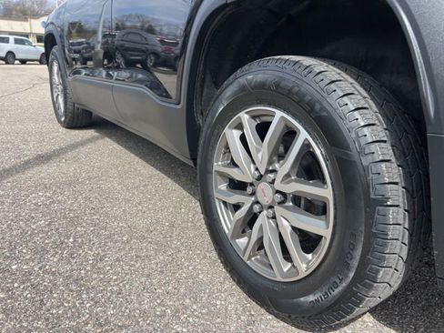 Used 2019 GMC Acadia SLE w/ LPO, Black Accent Package image 25