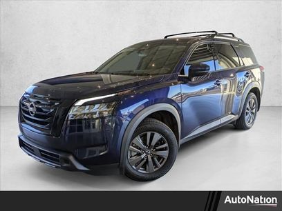 Used 2022 Nissan Pathfinder SV w/ SV Premium Package