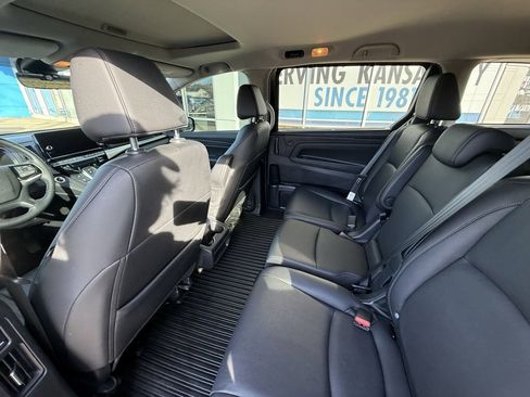 Used 2025 Honda Odyssey EX-L image 29