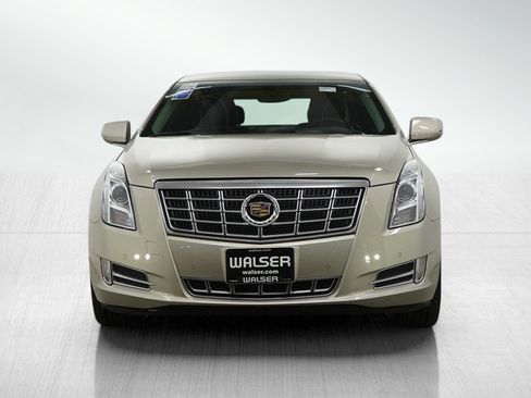 Used 2013 Cadillac XTS Luxury image 8
