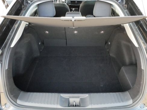 Used 2024 Toyota Prius LE image 18