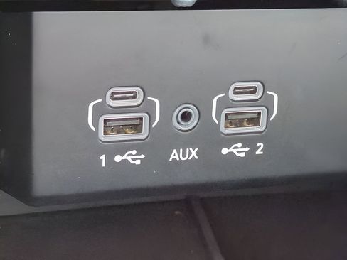 Used 2023 Jeep Wagoneer Series III w/ Preferred Equipment Group image 22