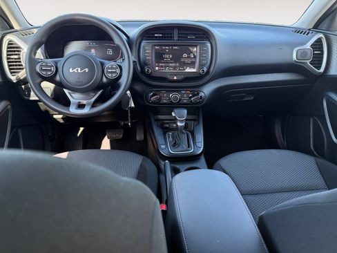 Used 2023 Kia Soul LX FWD image 15