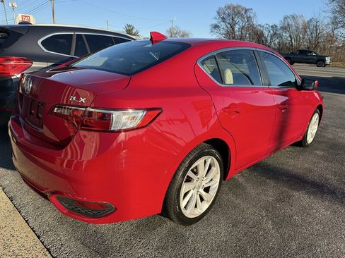 Used 2017 Acura ILX w/ Premium Package image 3