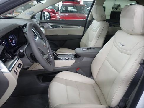 New 2025 Cadillac XT5 Premium Luxury w/ Technology Package image 11