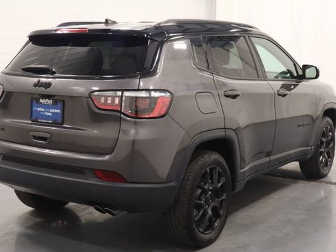 Certified 2022 Jeep Compass Latitude AWD/4WD image 10