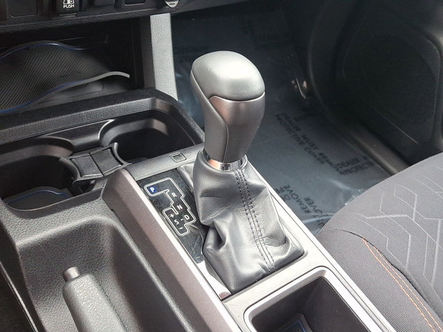 Used 2020 Toyota Tacoma TRD Sport AWD/4WD image 12