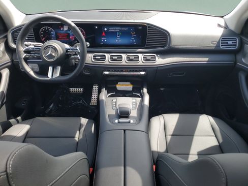 Certified 2026 Mercedes-Benz GLS 450 4MATIC image 12