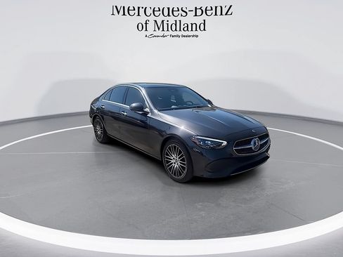 Used 2025 Mercedes-Benz C 300 Sedan image 2
