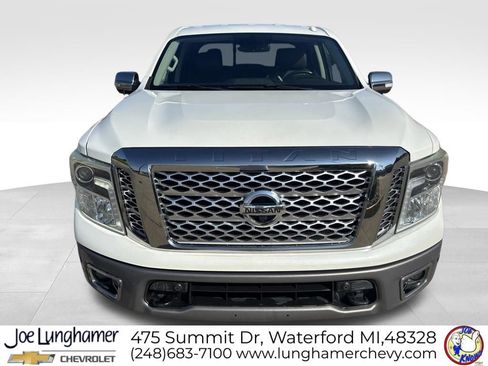 Used 2017 Nissan Titan Platinum Reserve RWD image 8