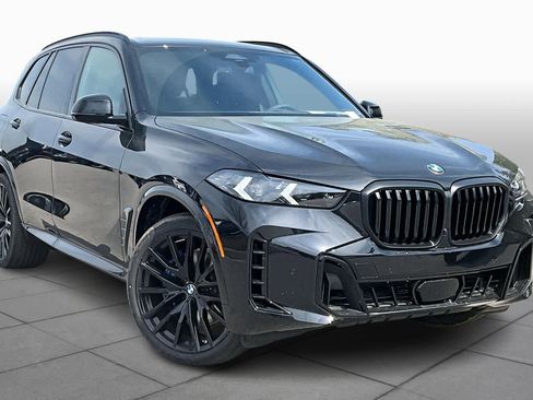 New 2026 BMW X5 xDrive40i w/ M Sport Package AWD/4WD image 2