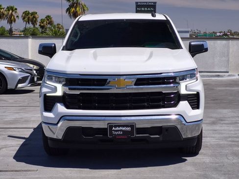 Used 2023 Chevrolet Silverado 1500 LT w/ Protection Package RWD image 2