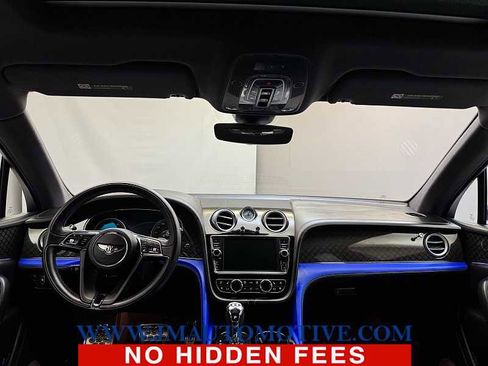 Used 2020 Bentley Bentayga Design Series image 12