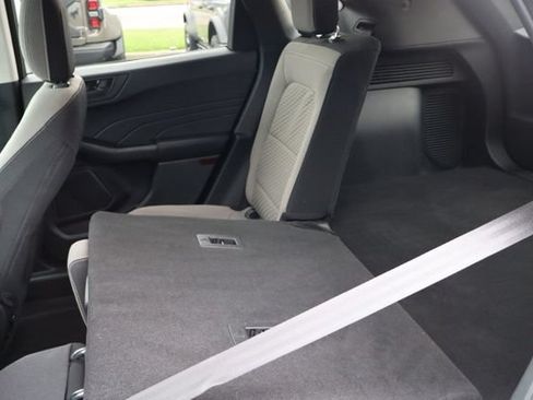 Used 2022 Ford Escape SE w/ Cold Weather Package AWD/4WD image 31