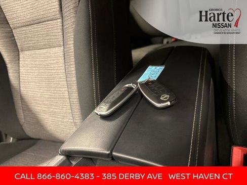 Certified 2023 Nissan Rogue SV image 14