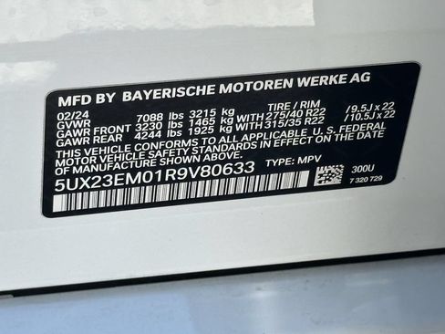 Used 2024 BMW X7 xDrive40i w/ M Sport Package AWD/4WD image 37