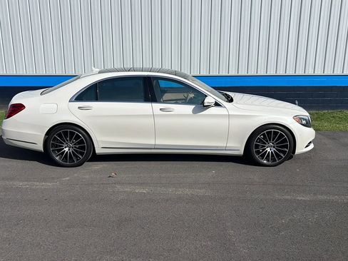 Used 2014 Mercedes-Benz S 550 Sedan image 4