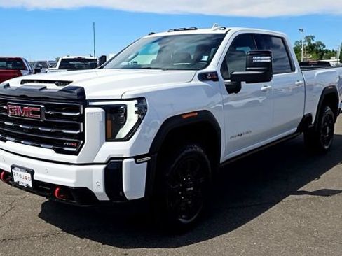 New 2026 GMC Sierra 3500 AT4 w/ AT4 Premium Plus Package AWD/4WD image 4