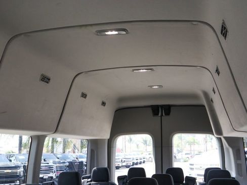 Used 2023 Ford Transit 350 XLT RWD image 32