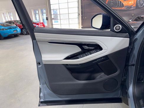 Used 2020 Land Rover Range Rover Evoque First Edition image 48