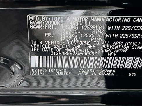 Certified 2025 Toyota RAV4 XLE image 28