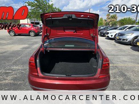 Used 2016 Volkswagen Passat 1.8T R-Line FWD image 22